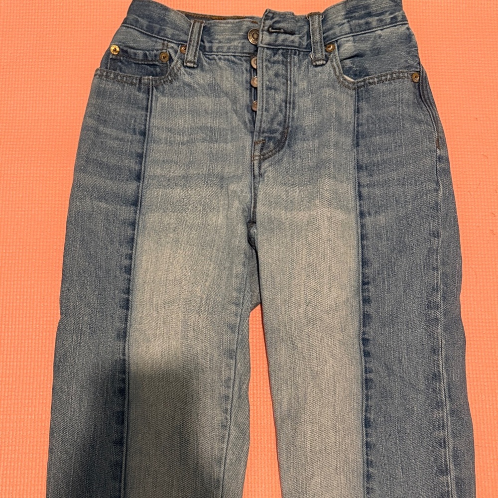 American Eagle Vintage High Rise Jeans